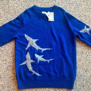 New with tag - GAP kids Kids Medium (8) shark sweater